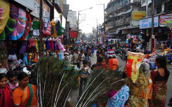 16 Famous Local Street Shopping Places in Hyderabad Since 1800