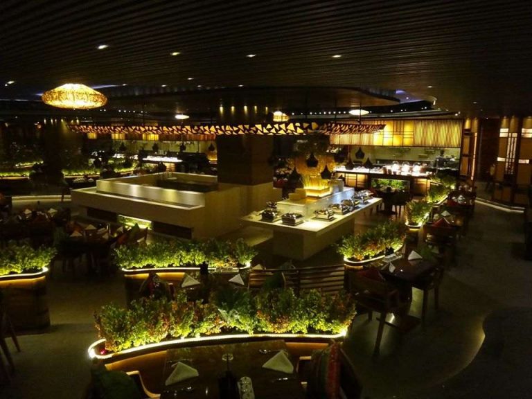 Top 20 Lavish Buffet Lunches In Mumbai